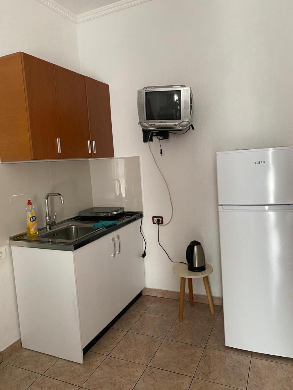 Ajsi Apartments Durres Exterior photo